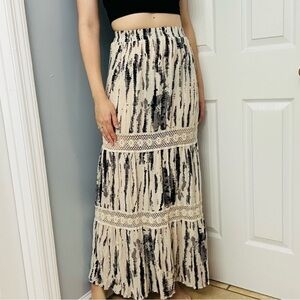 Y2K Dizzire Skirt Maxi Tiered Fairy Tie Dye Lace Summer Cream Black Casual Small